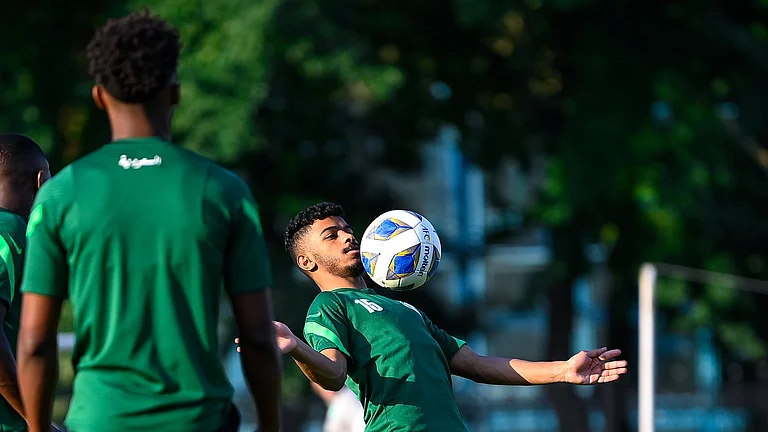 افتتاح آسيا الأخضر الأولمبي يواجه sabq/2022-06/b1f