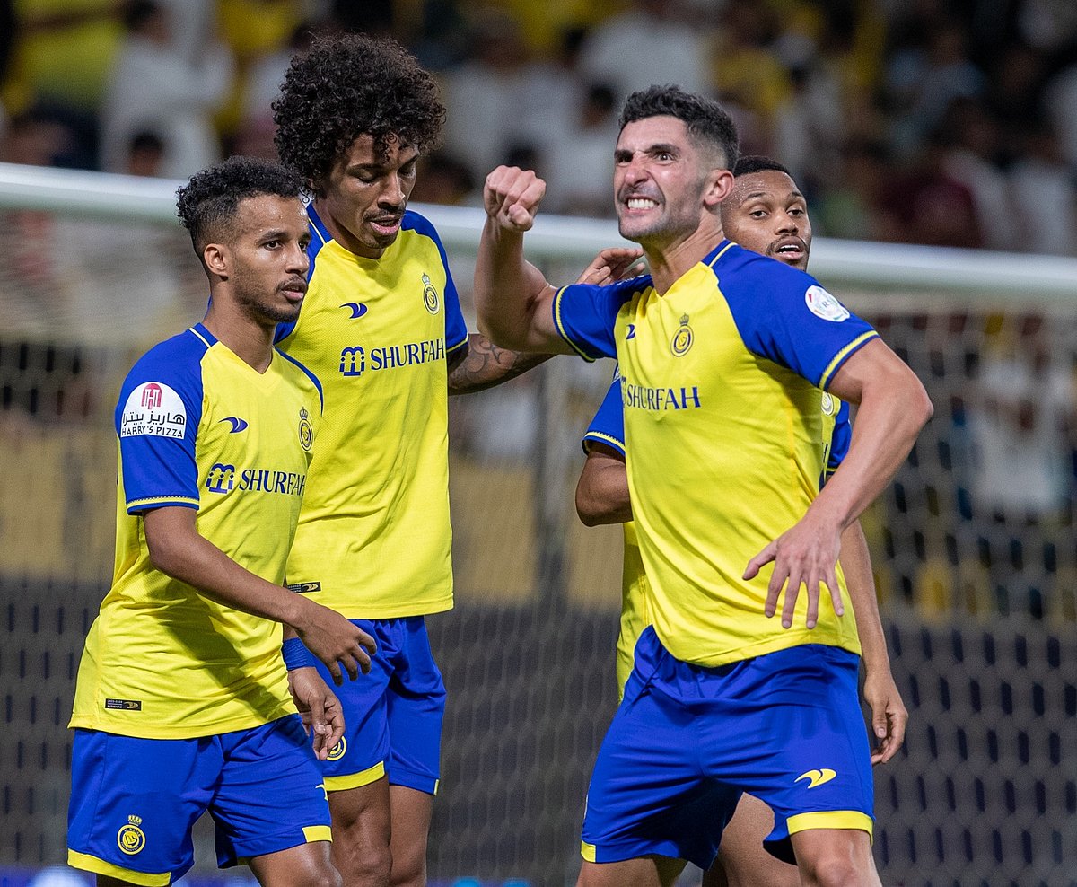 مع نهاية الجولة الثامنة.. الهلال والنصر أكثر أندية دوري روشن استحواذاً