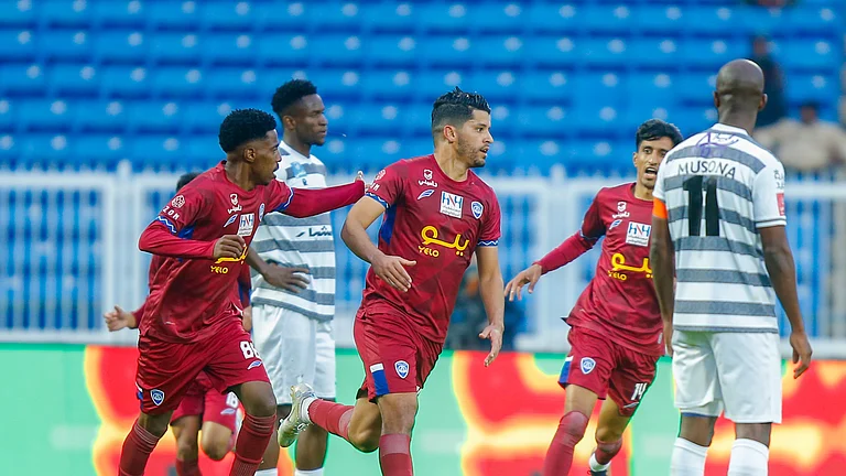 مباراة ماراثونية.. أبها يخطف فوزًا sabq/2022-12/904