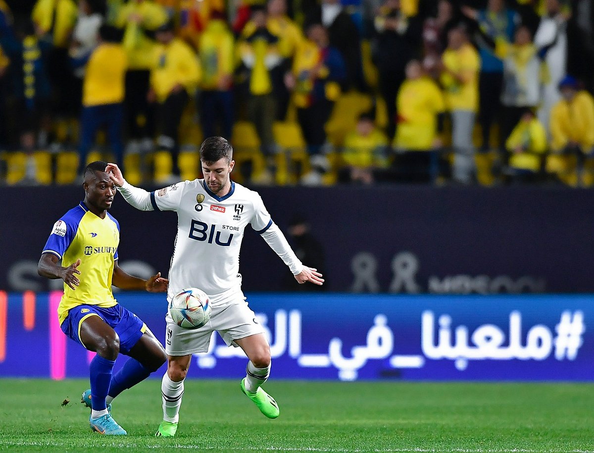 ���� ������ ���10 ���� ����.. sabq/2022-12/db4