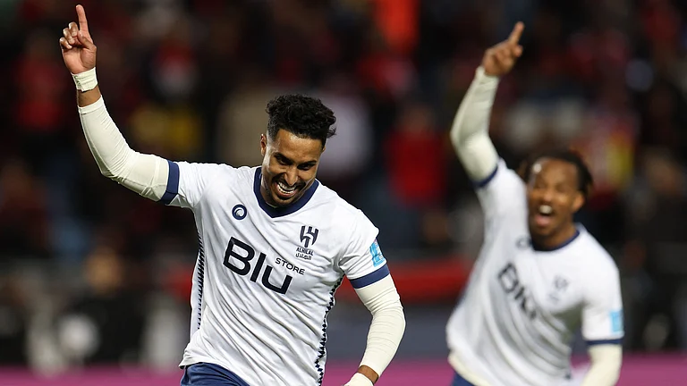 الهلال يتأهل نهائي العالم للأندية sabq/2023-02/00e
