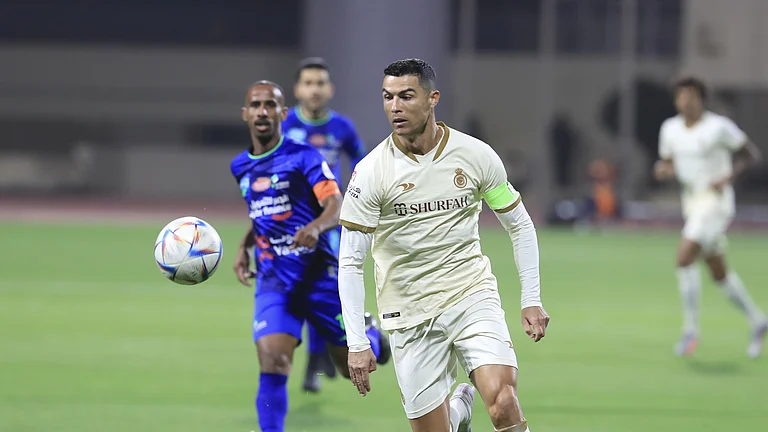 دوري روشن للمحترفين "رونالدو" ينقذ sabq/2023-02/16d