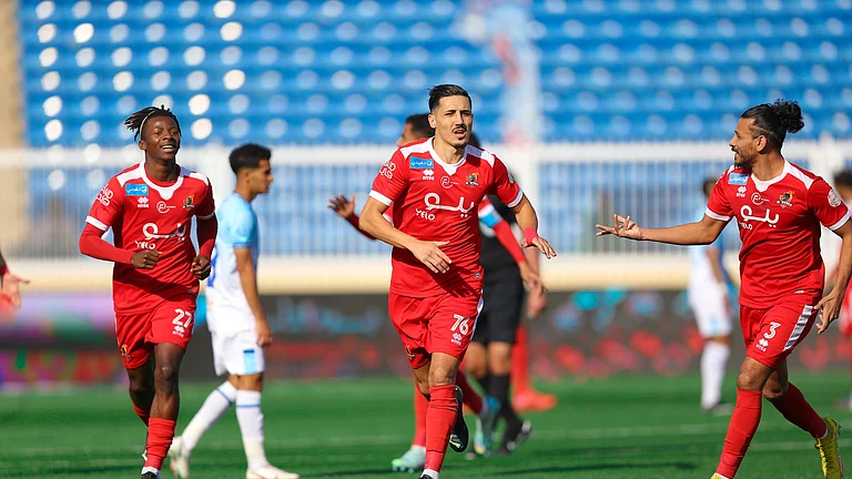 الوحدة" يعود لسكة الانتصارات بوابة sabq/2023-02/a00