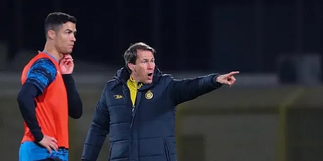 رونالدو يودع غارسيا بعد إقالته من تدريب النصر