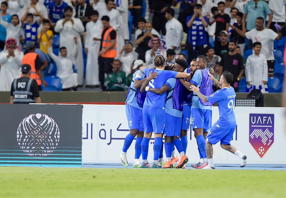 بطولة الملك سلمان للأندية: الهلال يُقصي الاتحاد ويطير لنصف النهائي