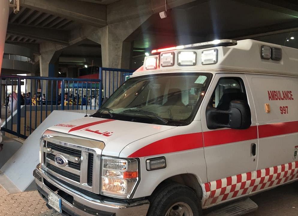 تشنّجات ونزيف.. كم حالة باشرها الهلال الأحمر في "ديربي النصر والهلال"؟