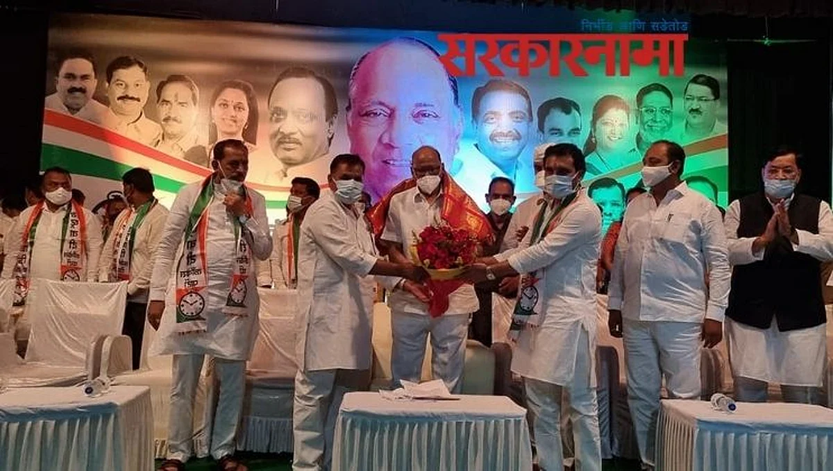 'सत्ता जाऊन जाणार कोठे, हे माहीत होते.... म्हणूनच मी ठाकरेंचा हात वर केला!'