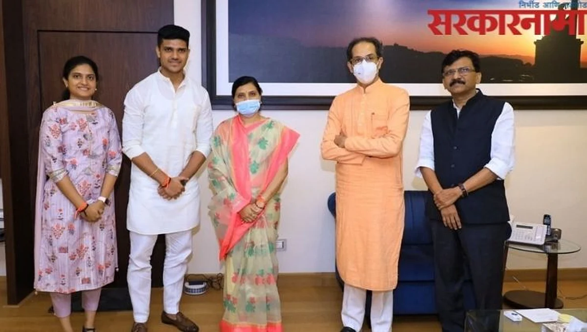 शिवसेनेला महाराष्ट्राबाहेर मिळाला पहिला खासदार; कलाबेन डेलकर विजयी