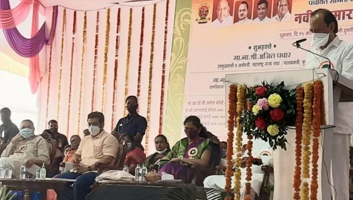 अजितदादा, वळसे पाटलांसमोरच रंगला कोल्हे-आढळराव यांच्यात कलगीतुरा