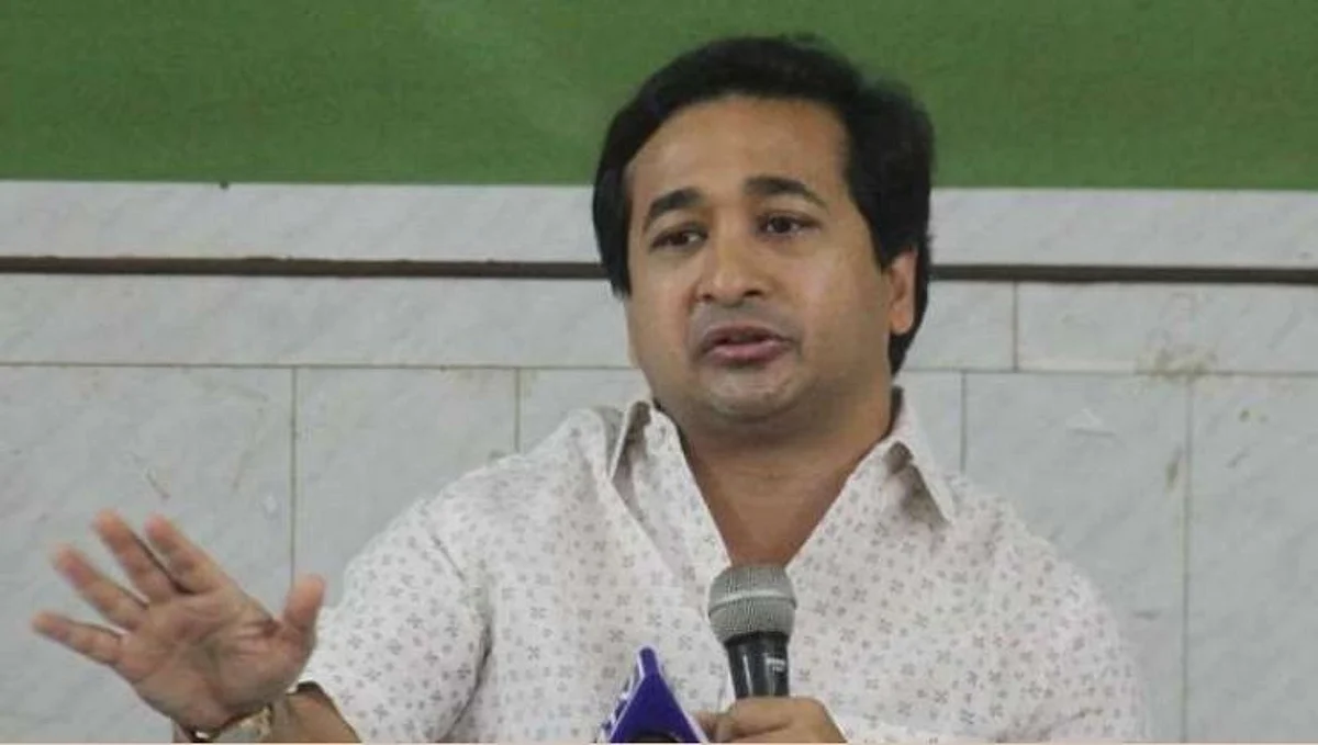 `ठाकरे सरकारला खानाच्या मुलाची चिंता, पण पाटलाच्या मुलाची नाही!`