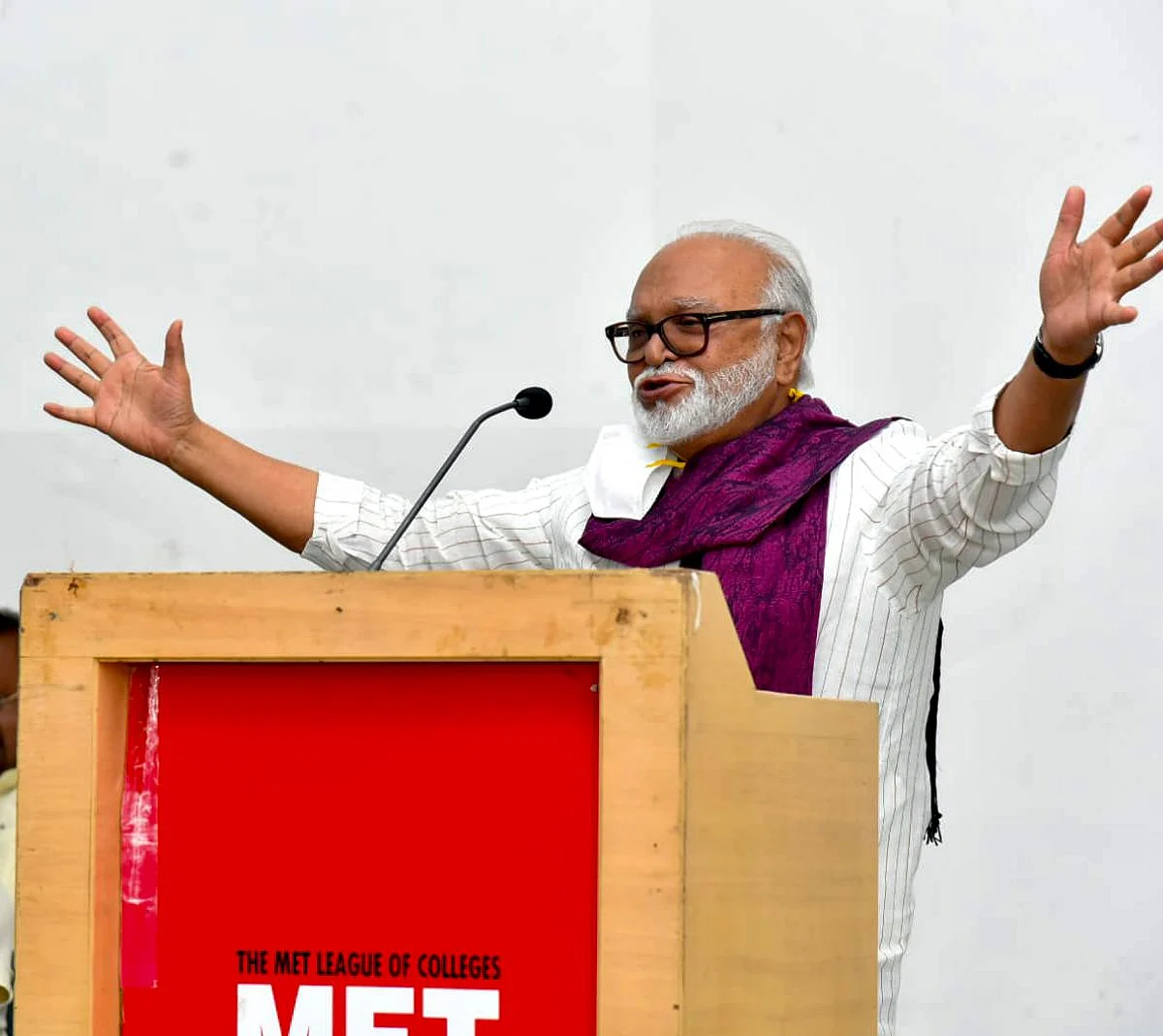छगन भुजबळांनी उचलला साहित्य संमेलन सर्वात्कृष्ट करण्याचा विडा!
