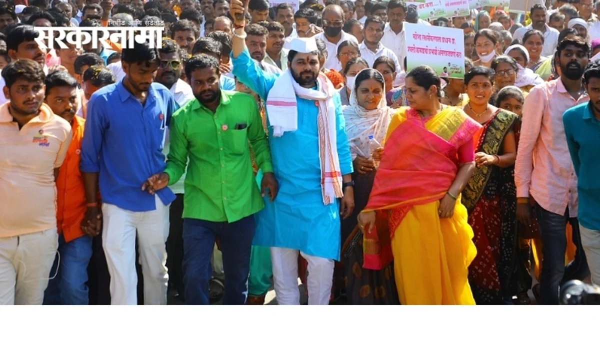 मूठ आवळून शेतकरी तुपकरांच्या पाठीशी, १२ नोव्हेंबरपासून पेटणार आंदोलनाचा वणवा...
