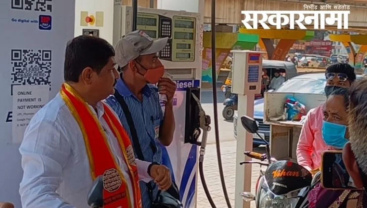 आधी लसीकरण केंद्रांवरील सुविधा वाढवा, मगच नागरिकांवर कारवाईचा बडगा उगारा