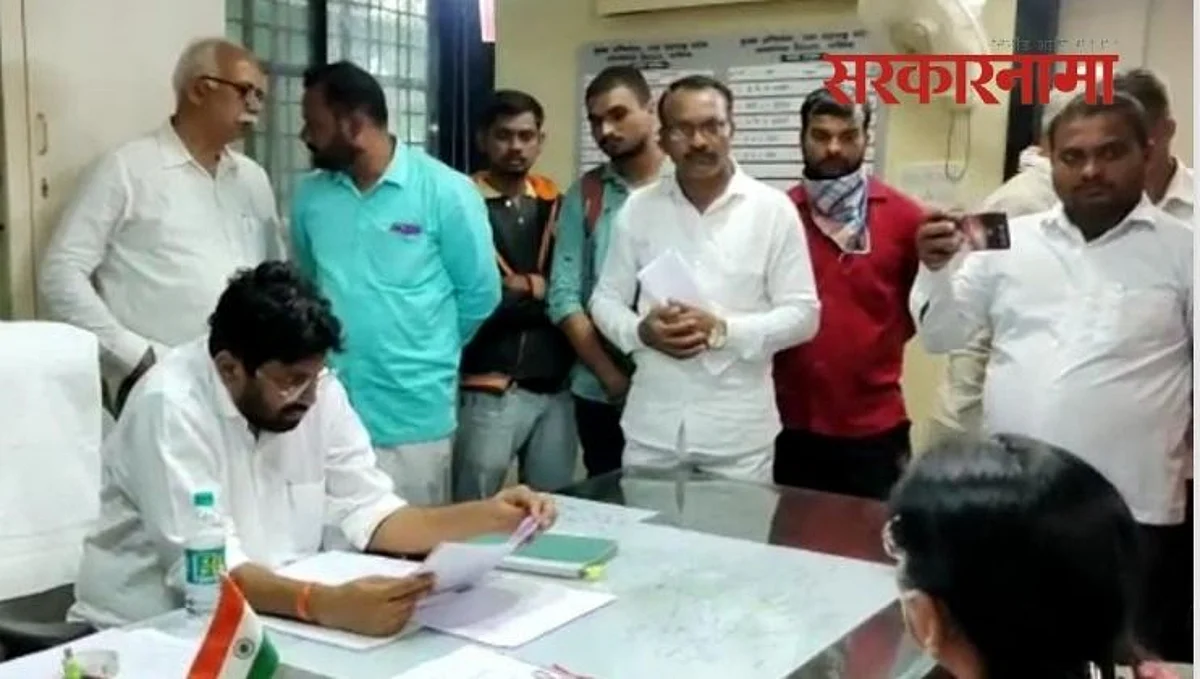 बच्चू कडू संतापले, `अरे, तुम्ही तर मंत्री जयंत पाटील यांच्या पत्रालाही दाद देत नाही`