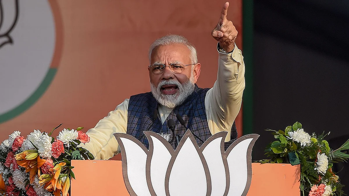 राज्यपालांनी इशारा दिला अन् 24 तासांतच मोदी सरकारचा मोठा निर्णय