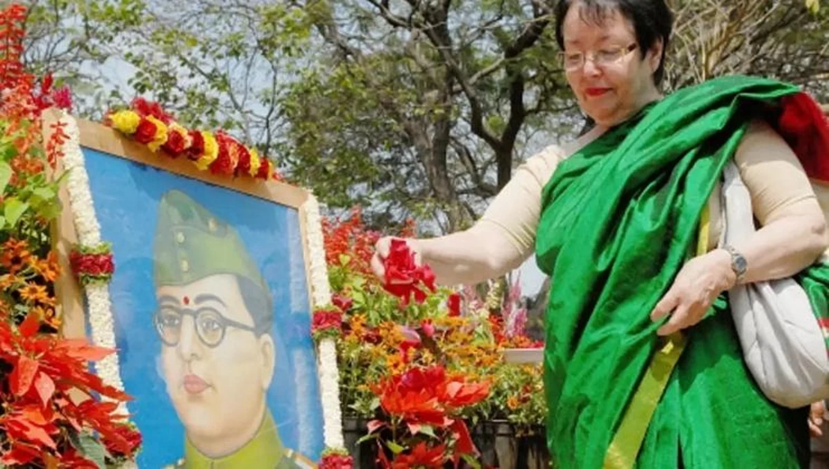 केवळ नेताजींमुळेच स्वातंत्र्य मिळालं, हे म्हणणं मूर्खपणाचं! कन्येनंच सुनावलं