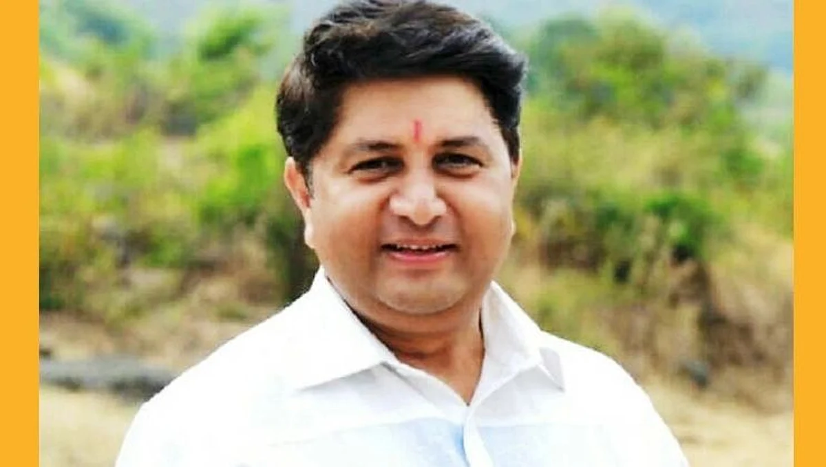 'शरद पवार, अजितदादा अन्न चोरणाऱ्या कार्यकर्त्यांना थारा देणार नाहीत'