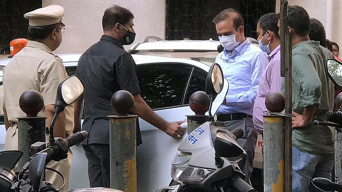 सरकारी गाडीचा वापर परमबीरसिंहांना पडणार चांगलाच महागात!