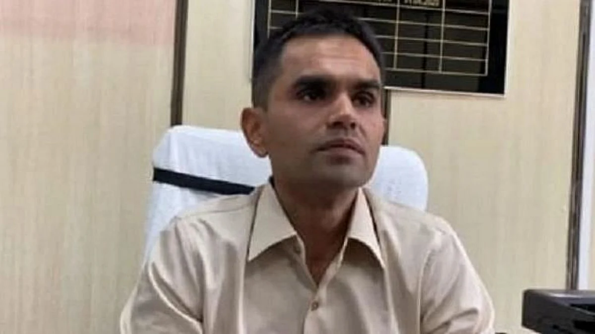 वानखेडेंचे षडयंत्र...आयपीएस अधिकाऱ्याच्या मुलालाही अडकवलं! मलिकांचा दावा