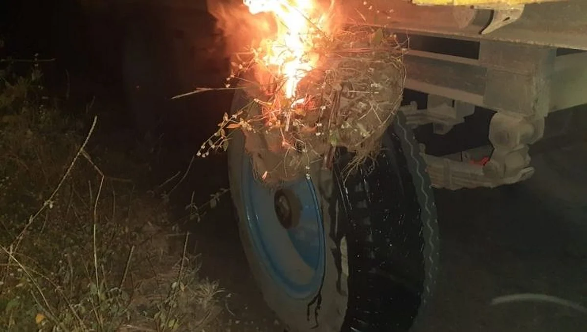 सांगलीत एकरकमी एफआरपीसाठी आंदोलनाला हिंसक वळण
