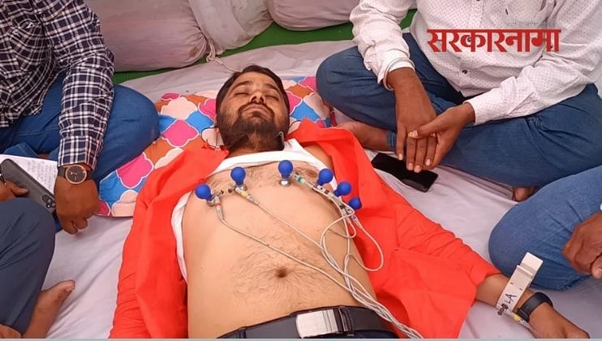 आंदोलनाच्या तिसऱ्या दिवशी रविकांत तुपकर यांची प्रकृती खालावली...