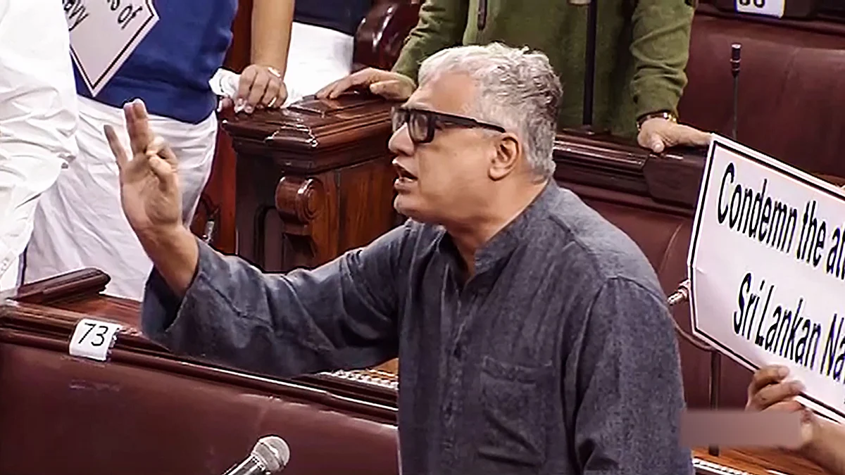 निलंबित होताच सदस्यानं सरकारलाच आणलं अडचणीत