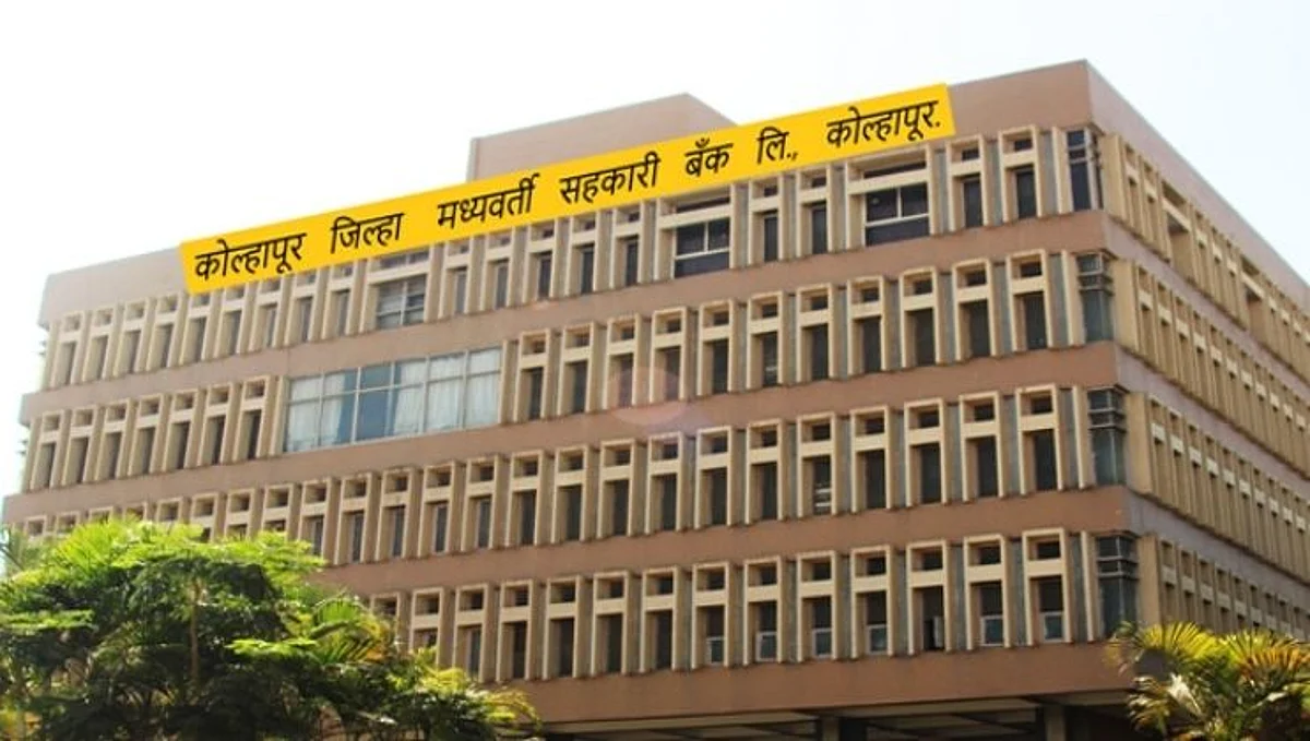 संतोष पाटील, रणजितसिंह पाटील, रणवीर, सुधीर देसाई यांची विजयी सलामी