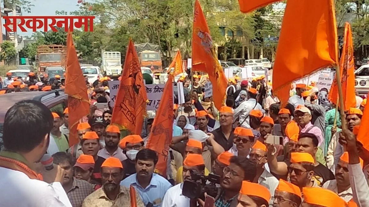 राणांवर कारवाई करता मग मिटकरींवर का नाही?