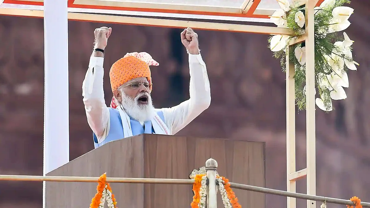 PM मोदींकडून आणखी एक परंपरा मोडित; लाल किल्ल्यावरुन देशाला देणार ऐतिहासिक संदेश