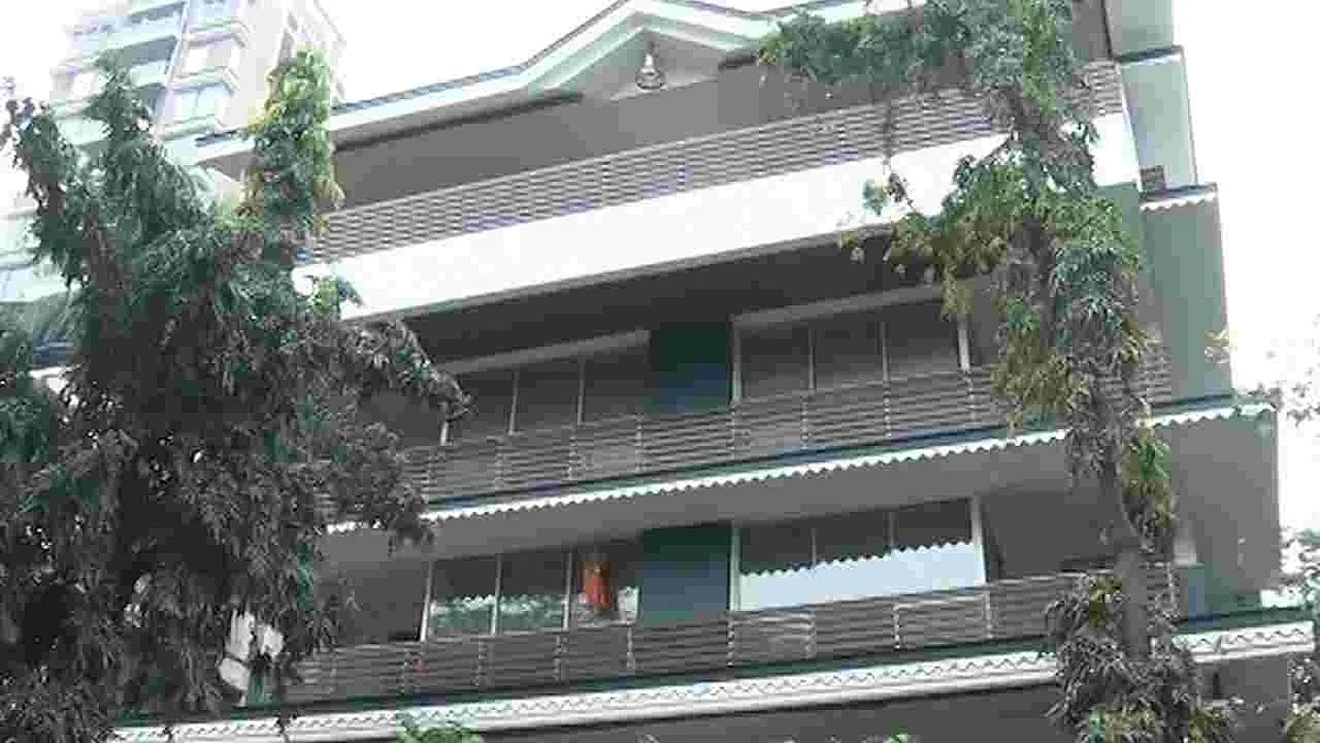 'शिवतीर्थ'वर घडामोडींना वेग; पदाधिकाऱ्यांना तातडीने हजर राहण्याचे राज ठाकरेंचे आदेश