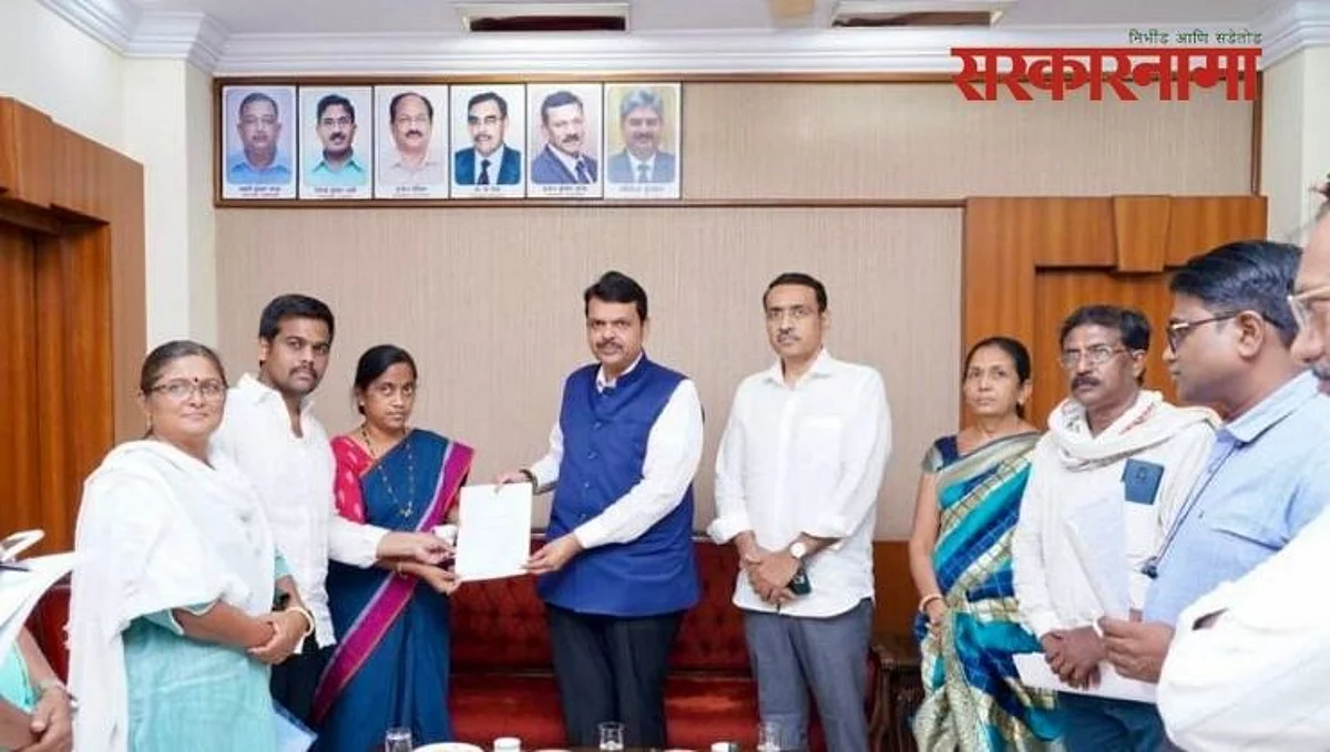 झोपडपट्टीधारकांसाठी फडणवीसांचा पुढाकार; प्रसंगी केंद्राशी चर्चा करणार
