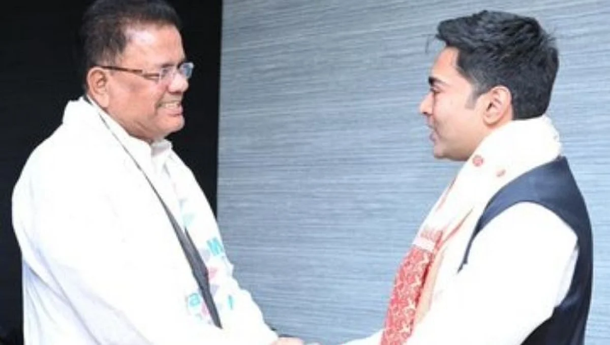 काँग्रेसला सोडचिठ्ठी दिलेल्या नेत्याला ममतांनी काही तासांतच लावलं गळाला
