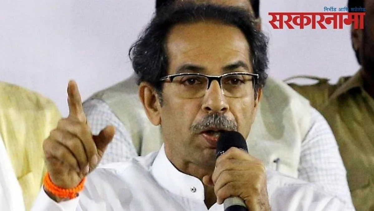 "राज ठाकरेंवर तुटून पडा" : शिवसेना प्रवक्त्यांना उद्धव ठाकरेंचा स्पष्ट आदेश
