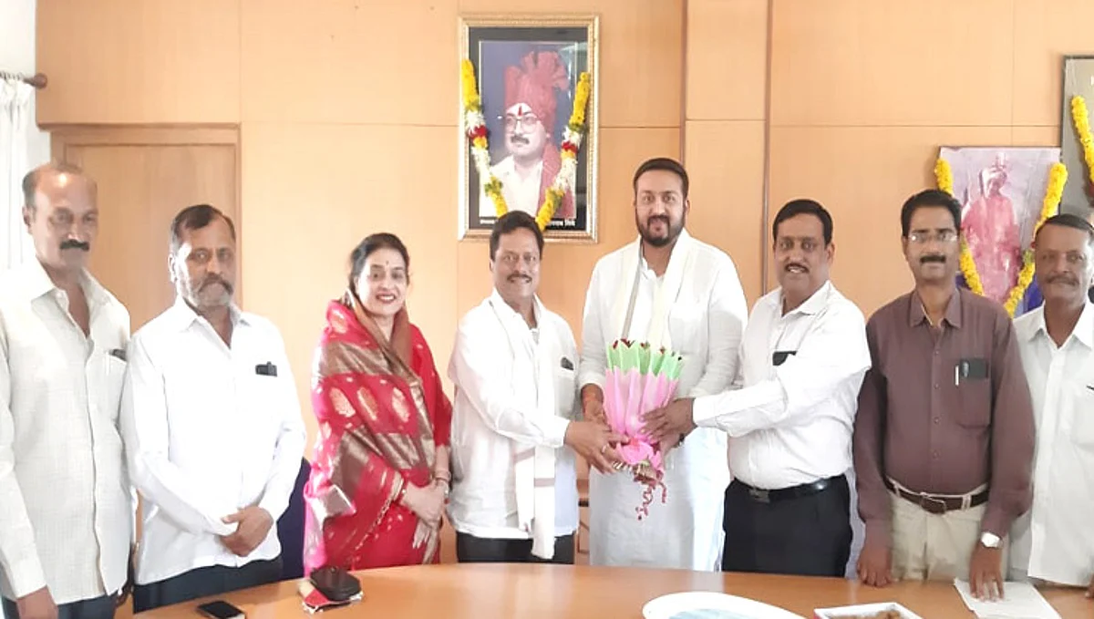 Saurabh shinde, shivaji Mardhekar
