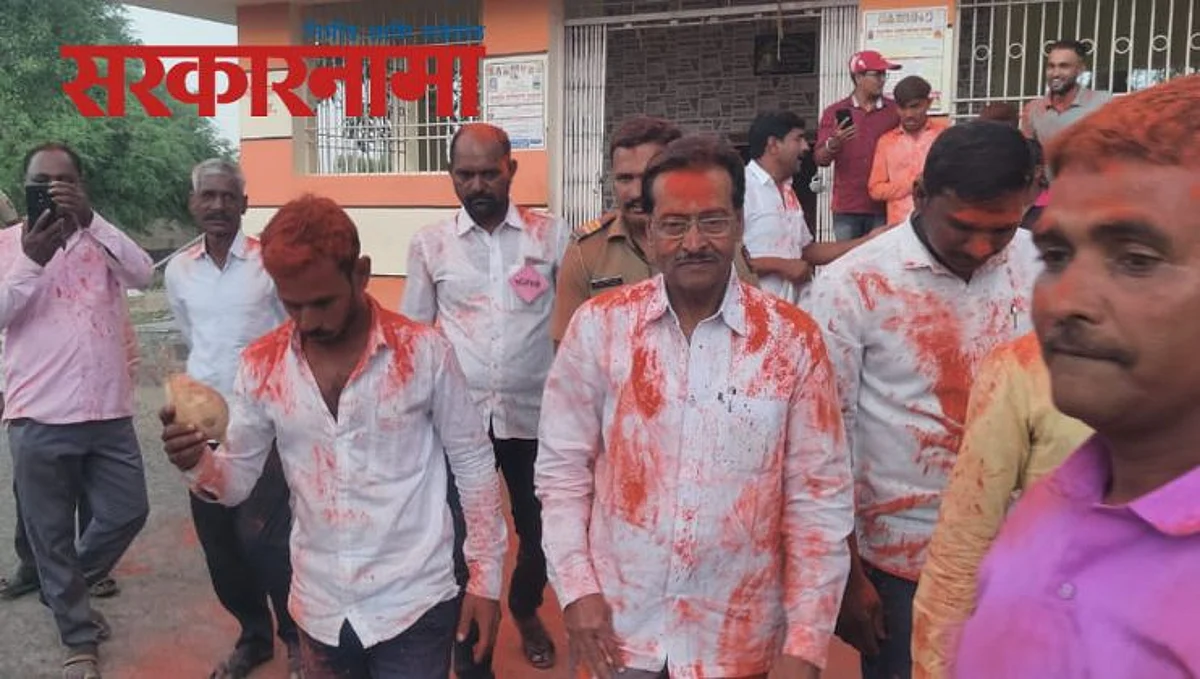 Barshi : अनेक पराभवांनंतर अखेर दिलीप सोपलांच्या अंगावर गुलाल