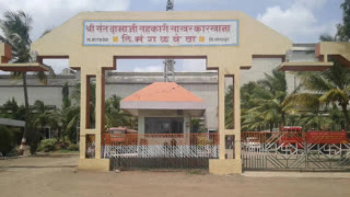 दामाजी कारखान्याचं राजकारण तापलं; निवडणूक अधिकाऱ्यांवर कारवाईची मागणी