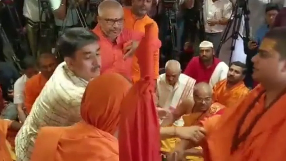 हनुमान जन्मस्थळाचा वाद, पण साधू महंतच आपापसात भिडले