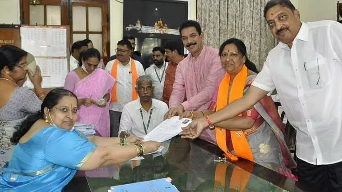 भाजपची पळापळ! अर्ज भरण्याची वेळ संपण्याआधी हेलिकॉप्टर पाठवून आणलं उमेदवाराला