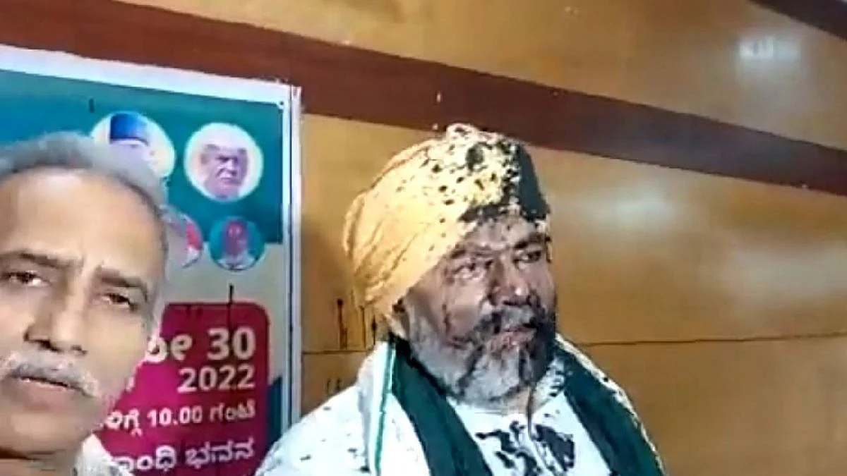 शेतकरी नेते राकेश टिकेत यांच्यावर शाईफेक