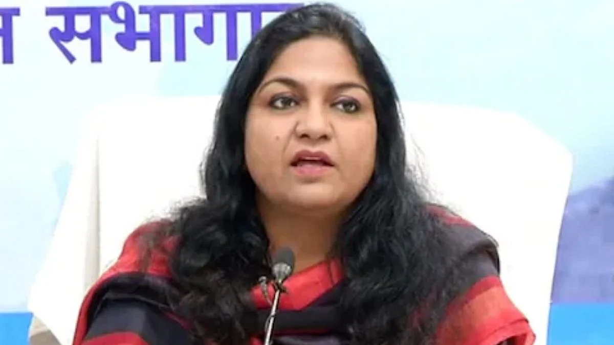IAS पूजा सिंघल कचाट्यात; ईडीकडून अटक अन् सेवेतूनही निलंबित