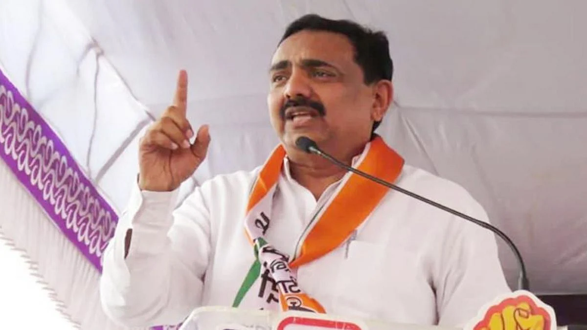बाबरी मशीद पाडली तेव्हा फडणवीस पळून आले होते का? : जयंत पाटलांचा उपरोधिक सवाल