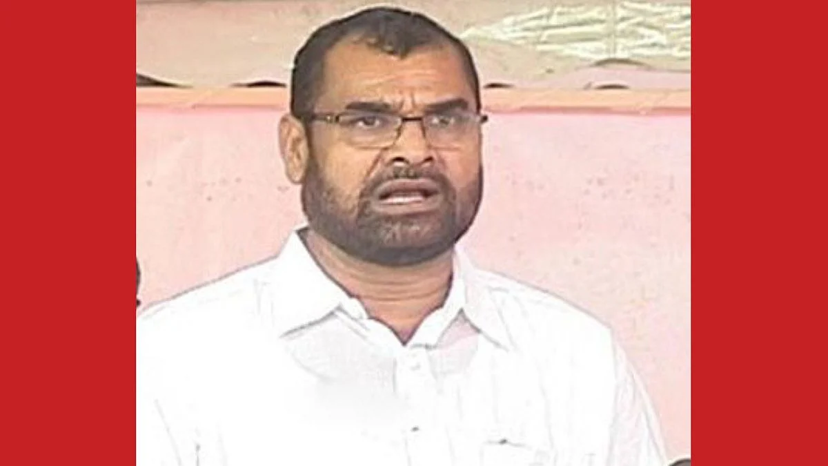 सरकारने ऊस नियंत्रण कायदा मातीत घातला... सदाभाऊंचा घाणाघात