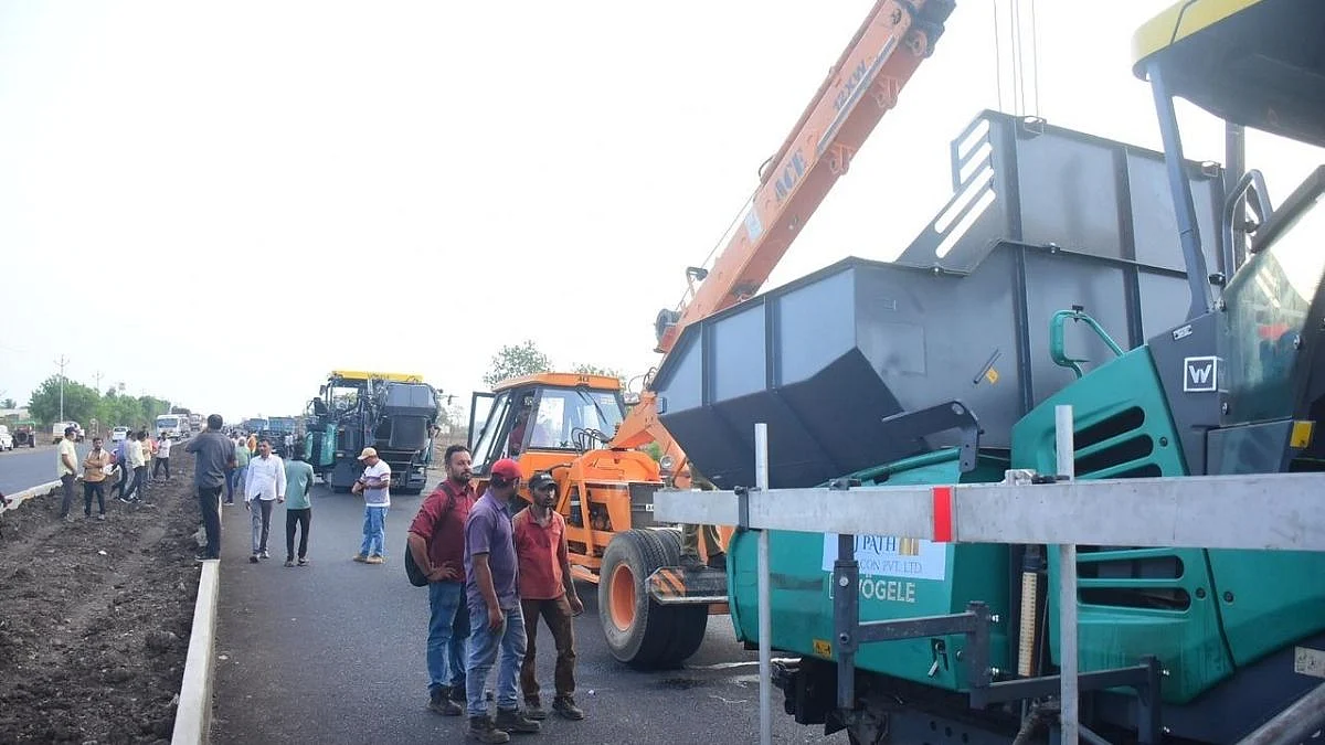 रखडलेल्या कामाचे होणार वर्ल्ड रेकॉर्ड; पाच दिवसांत पूर्ण करणार 40 किलोमीटरचा रस्ता