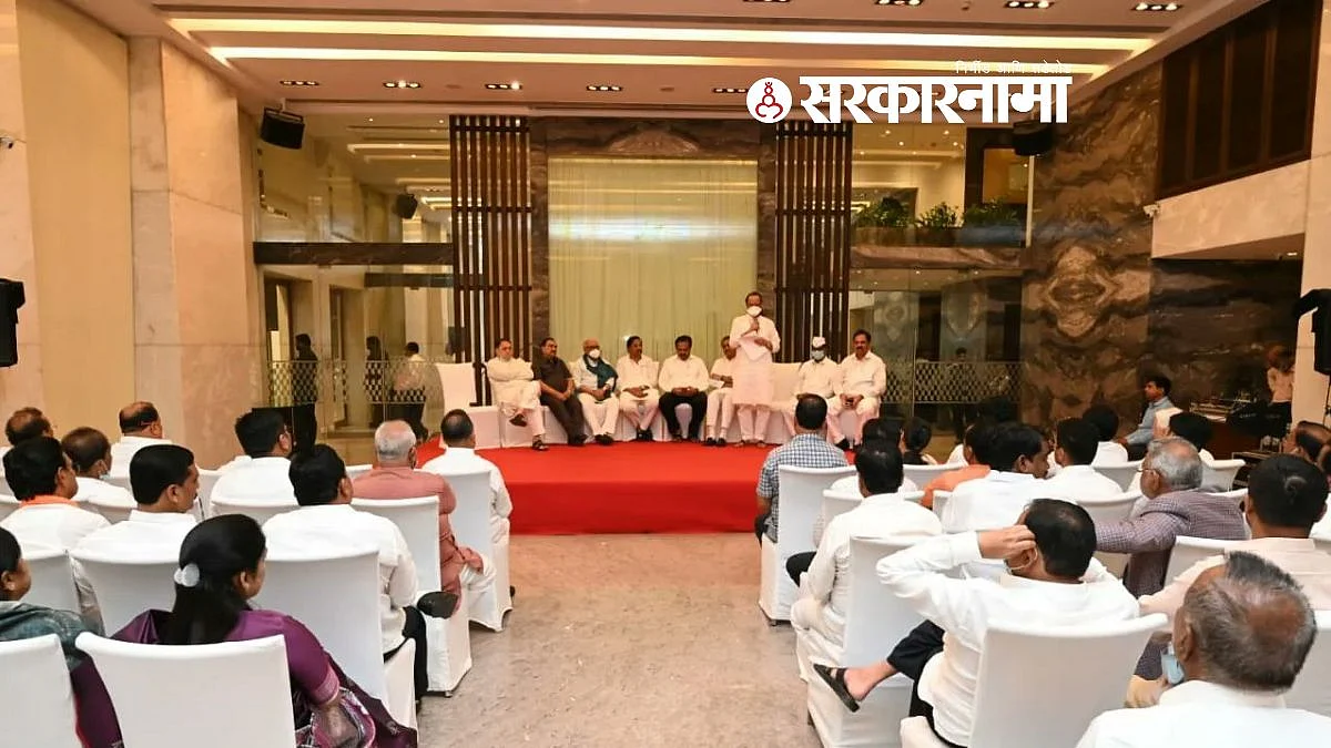 राष्ट्रवादीची रणनिती ठरली; आमदारांना सकाळी उपमुख्यमंत्री कार्यालयात हजेरी लावण्याचे आदेश