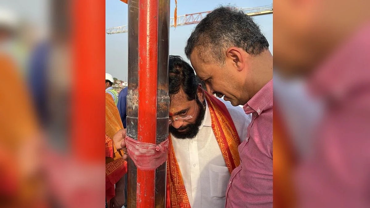 मुख्यमंत्री ठाकरेंकडून दोन नेत्यांवर शिंदेंच्या मनधरणीची जबाबदारी; सुरतकडे रवाना
