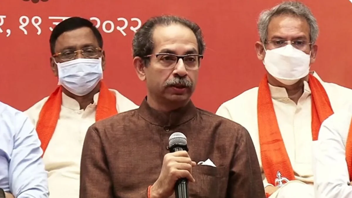 'त्यावेळी मी ६ वर्षांचा होतो...';पक्ष स्थापनेच्या आठवणीत मु्ख्यमंत्री उद्धव ठाकरे भावूक