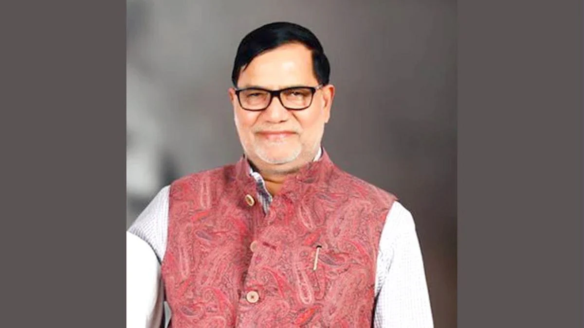 महाराष्ट्रात नोकऱ्या मिळण्यासाठी युपीतल्या शाळांमध्ये मराठी शिकवा; कृपाशंकर सिंह यांची मागणी