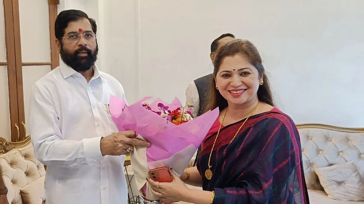 Deepali Syed, Eknath Shinde