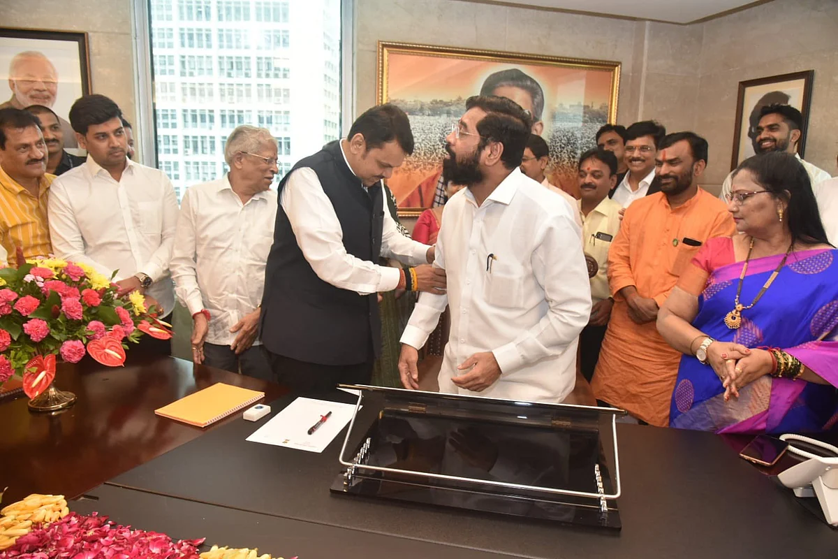 Devendra Fadnavis News, Eknath Shinde News, Latest Political News