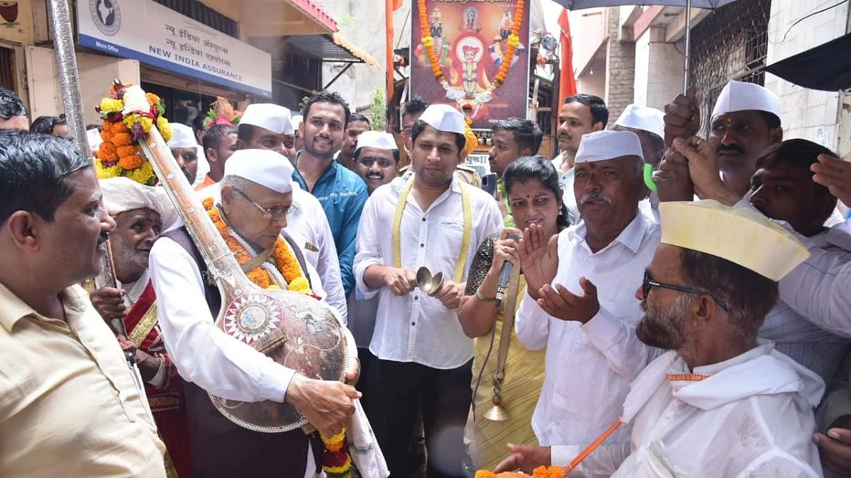 Dr. Sujay Vikhe Patil